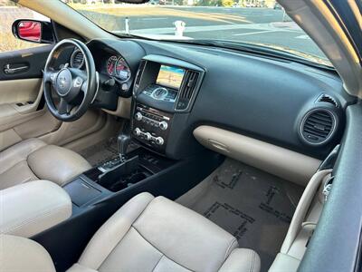 2012 Nissan Maxima 3.5 SV   - Photo 9 - Costa Mesa, CA 92626