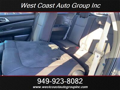 2019 Nissan Pathfinder SV - Photo 14 - Costa Mesa, CA 92626