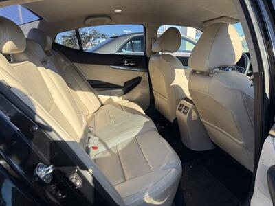 2020 Nissan Maxima 3.5 SV   - Photo 9 - Costa Mesa, CA 92626