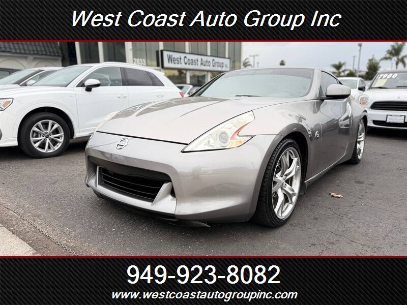 2010 Nissan 370Z Touring's photo