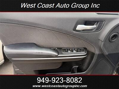 2022 Dodge Charger SXT   - Photo 27 - Costa Mesa, CA 92626
