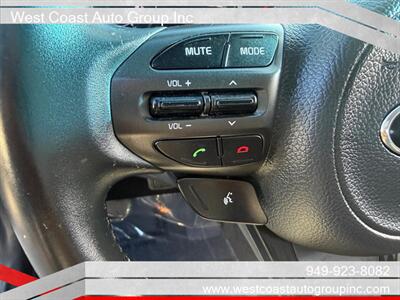 2015 Kia Optima Hybrid LX - Photo 10 - Costa Mesa, CA 92626