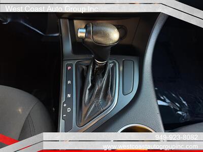 2015 Kia Optima Hybrid LX - Photo 13 - Costa Mesa, CA 92626