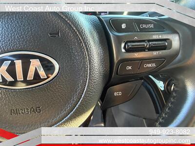2015 Kia Optima Hybrid LX - Photo 11 - Costa Mesa, CA 92626