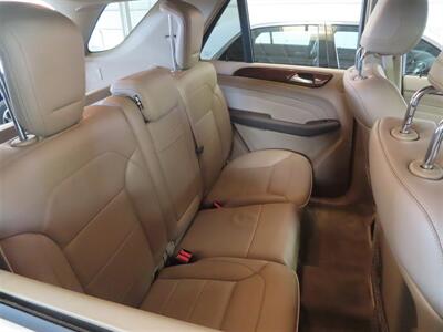 2012 Mercedes-Benz ML 350   - Photo 10 - Costa Mesa, CA 92626