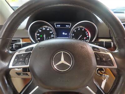 2012 Mercedes-Benz ML 350   - Photo 12 - Costa Mesa, CA 92626