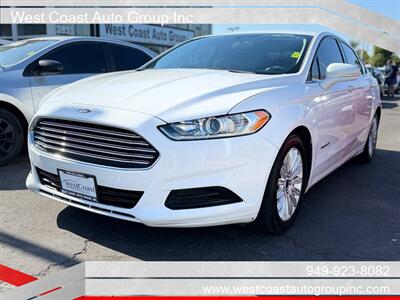 2016 Ford Fusion Hybrid SE   - Photo 1 - Costa Mesa, CA 92626