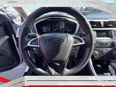 2016 Ford Fusion Hybrid SE   - Photo 11 - Costa Mesa, CA 92626