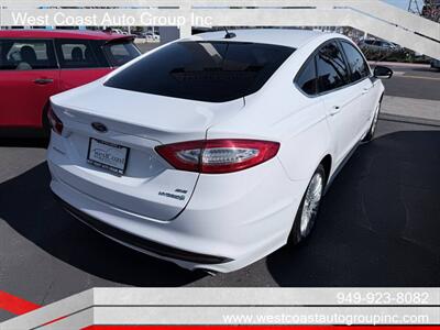2016 Ford Fusion Hybrid SE   - Photo 4 - Costa Mesa, CA 92626