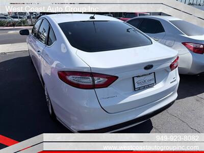 2016 Ford Fusion Hybrid SE   - Photo 5 - Costa Mesa, CA 92626
