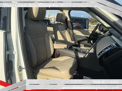 2020 Land Rover Discovery Landmark Edition - Photo 14 - Costa Mesa, CA 92626