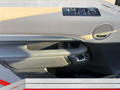 2020 Land Rover Discovery Landmark Edition - Photo 18 - Costa Mesa, CA 92626