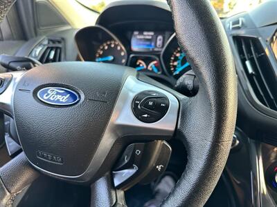 2014 Ford Escape Titanium   - Photo 17 - Costa Mesa, CA 92626