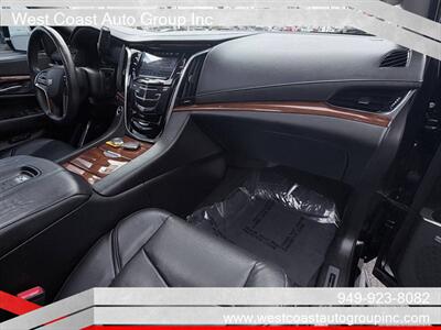 2017 Cadillac Escalade Luxury   - Photo 11 - Costa Mesa, CA 92626