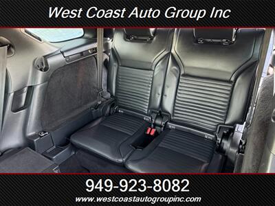 2020 Land Rover Discovery HSE   - Photo 14 - Costa Mesa, CA 92626