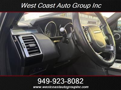 2020 Land Rover Discovery Landmark Edition   - Photo 10 - Costa Mesa, CA 92626
