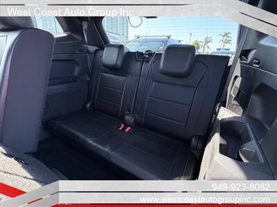 2019 Volkswagen Tiguan SEL R-Line Jet-Black   - Photo 14 - Costa Mesa, CA 92626