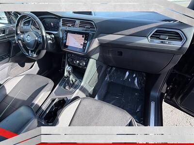 2019 Volkswagen Tiguan SEL R-Line Jet-Black   - Photo 11 - Costa Mesa, CA 92626