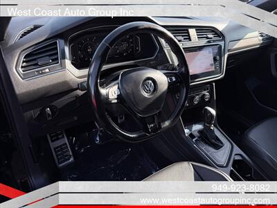 2019 Volkswagen Tiguan SEL R-Line Jet-Black   - Photo 8 - Costa Mesa, CA 92626