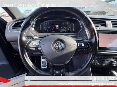 2019 Volkswagen Tiguan SEL R-Line Jet-Black   - Photo 16 - Costa Mesa, CA 92626