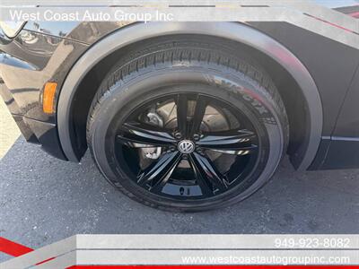 2019 Volkswagen Tiguan SEL R-Line Jet-Black   - Photo 24 - Costa Mesa, CA 92626