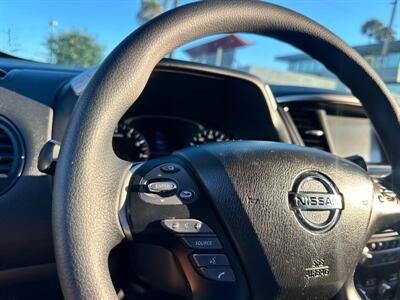 2017 Nissan Pathfinder S   - Photo 21 - Costa Mesa, CA 92626