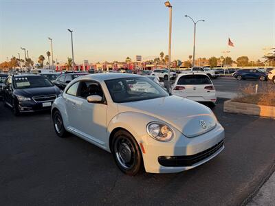 2013 Volkswagen Beetle-Classic 2.5L PZEV   - Photo 2 - Costa Mesa, CA 92626