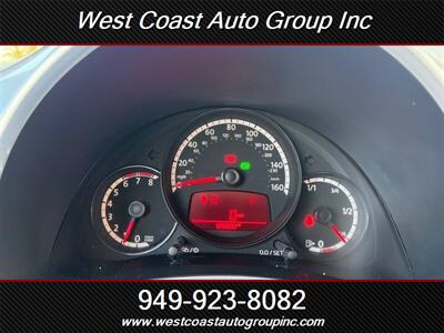 2013 Volkswagen Beetle 2.5L PZEV   - Photo 9 - Costa Mesa, CA 92626