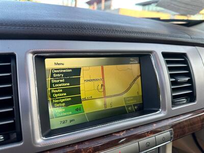 2011 Jaguar XF   - Photo 13 - Costa Mesa, CA 92626