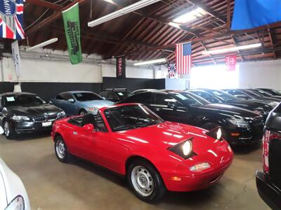 1990 Mazda MX-5 Miata   - Photo 2 - Costa Mesa, CA 92626