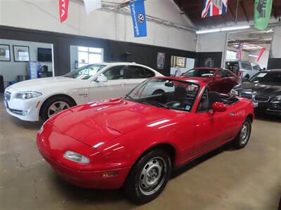 1990 Mazda MX-5 Miata   - Photo 14 - Costa Mesa, CA 92626