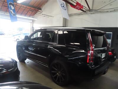 2016 Cadillac Escalade Premium Collection   - Photo 4 - Costa Mesa, CA 92626