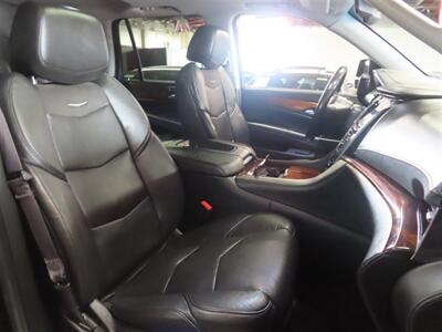 2016 Cadillac Escalade Premium Collection   - Photo 8 - Costa Mesa, CA 92626