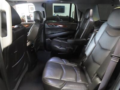 2016 Cadillac Escalade Premium Collection   - Photo 9 - Costa Mesa, CA 92626