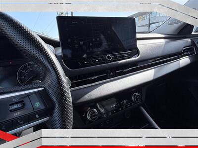 2025 Mitsubishi Outlander SE   - Photo 17 - Costa Mesa, CA 92626