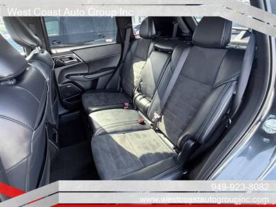 2025 Mitsubishi Outlander SE   - Photo 12 - Costa Mesa, CA 92626