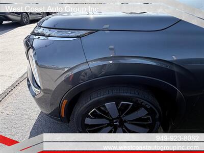 2025 Mitsubishi Outlander SE   - Photo 23 - Costa Mesa, CA 92626