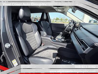 2025 Mitsubishi Outlander SE   - Photo 10 - Costa Mesa, CA 92626
