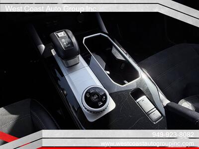 2025 Mitsubishi Outlander SE   - Photo 16 - Costa Mesa, CA 92626