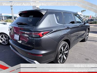 2025 Mitsubishi Outlander SE   - Photo 4 - Costa Mesa, CA 92626