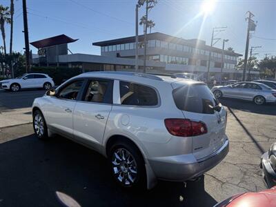 2011 Buick Enclave CXL-2   - Photo 3 - Costa Mesa, CA 92626