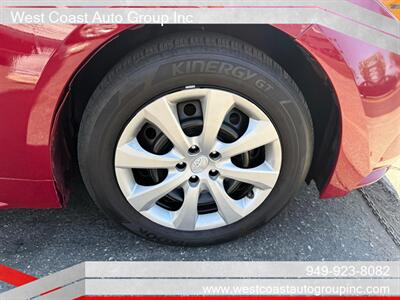 2025 Toyota Corolla LE   - Photo 19 - Costa Mesa, CA 92626