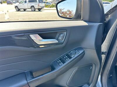 2025 Ford Escape Hybrid ST-Line   - Photo 20 - Costa Mesa, CA 92626