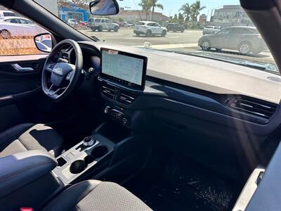 2025 Ford Escape Hybrid ST-Line   - Photo 7 - Costa Mesa, CA 92626