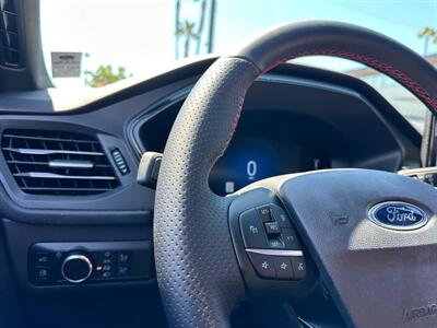 2025 Ford Escape Hybrid ST-Line   - Photo 11 - Costa Mesa, CA 92626