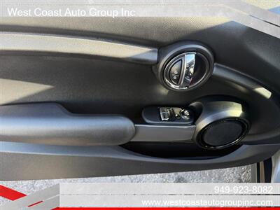 2015 MINI Hardtop 2 Door Cooper - Photo 17 - Costa Mesa, CA 92626