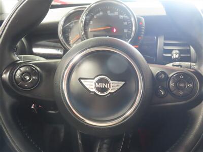 2014 MINI Hardtop Cooper   - Photo 11 - Costa Mesa, CA 92626