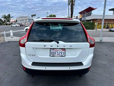 2013 Volvo XC60 3.2   - Photo 5 - Costa Mesa, CA 92626