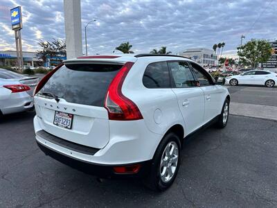 2013 Volvo XC60 3.2   - Photo 4 - Costa Mesa, CA 92626