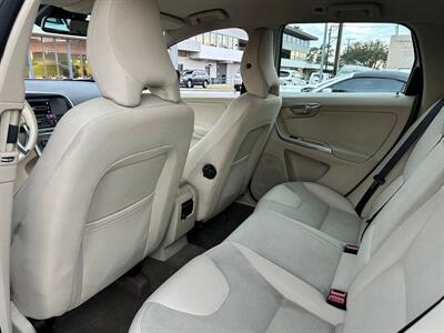 2013 Volvo XC60 3.2   - Photo 10 - Costa Mesa, CA 92626
